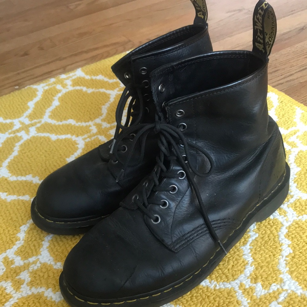 Dr. Marten Black